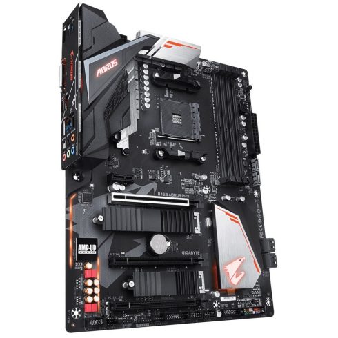 GIGABYTE B450 AORUS PRO / AMD B450 / AM4 / 4x DDR4 / DVI-D / HDMI / M.2 / ATX