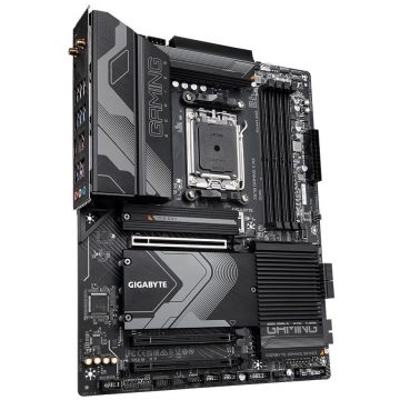   GIGABYTE X670 GAMING X AX / AMD X670 / AM5 / 4x DDR5 DIMM / 4x M.2 / HDMI / USB-C / WiFi / ATX