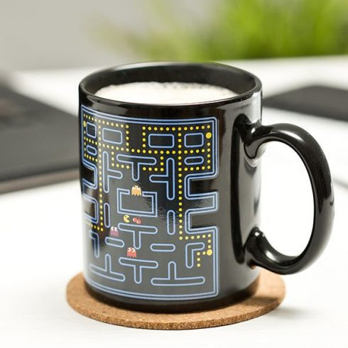 Retro igra Mug Arcade - menjalnik barv