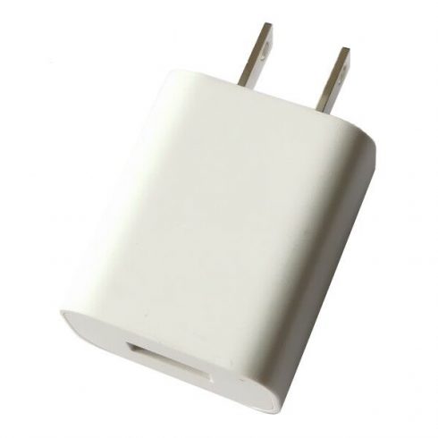 Google univerzalni USB polnilec/ 100V-240V/ 1500mA/ 7,5W/ US vtičnica/ napajano/ bela